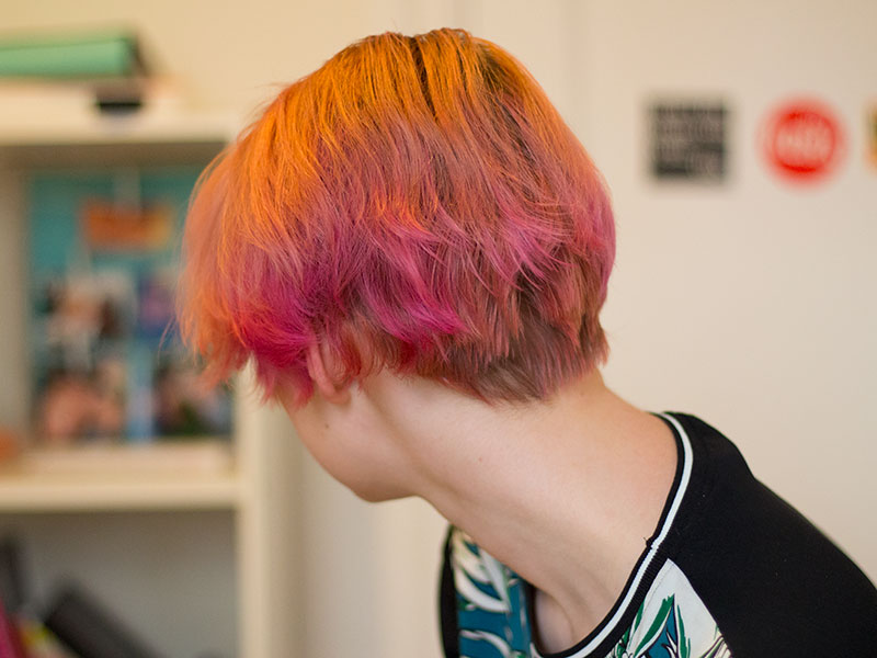 Cotton Candy Pink bob  HOW TO: Dilute pink hair dye 